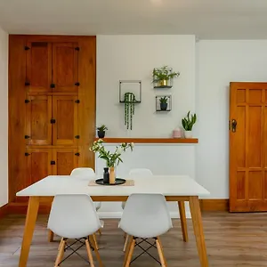  Holiday home Stylish On Severne New Zealand