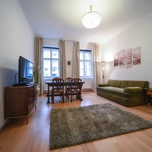  Apartment Vintage By Jr Austria